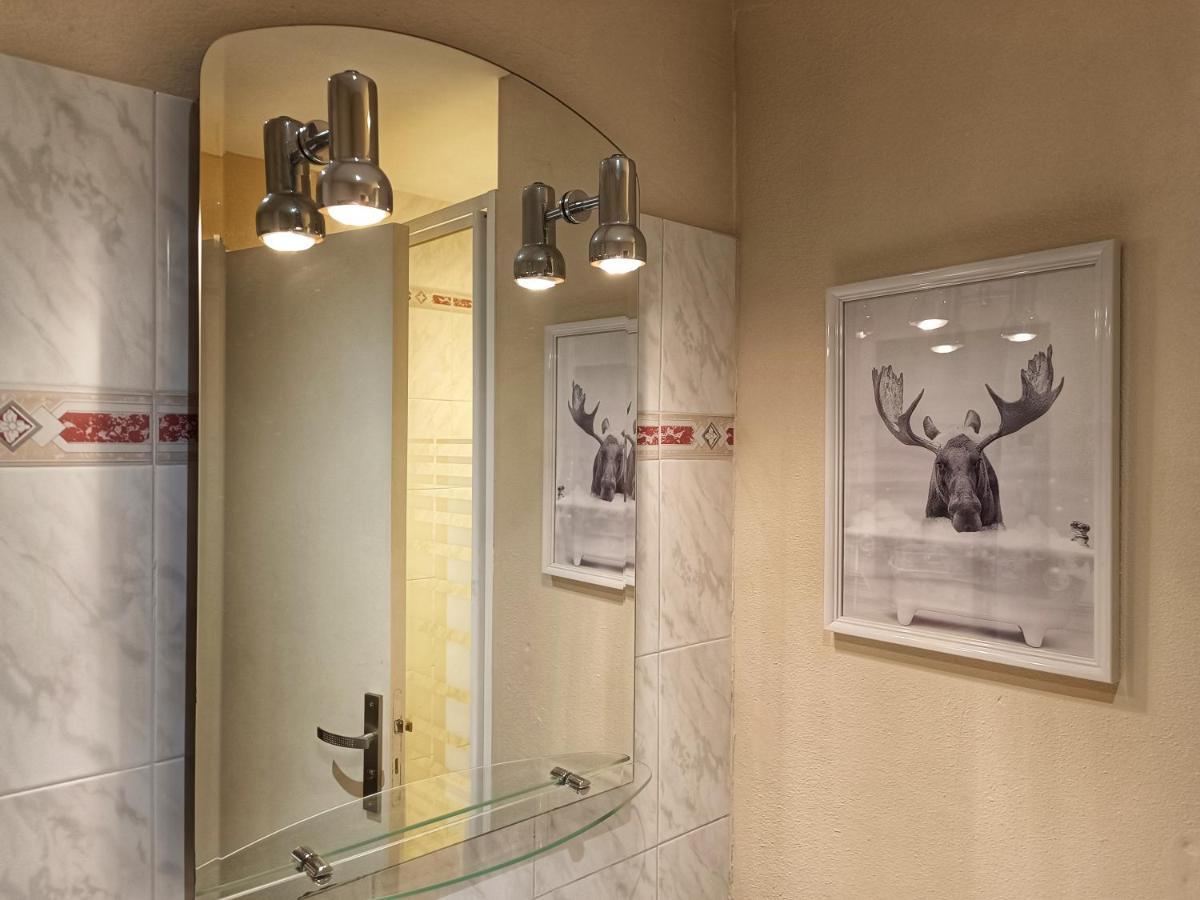 Grand Studio 3 Personnes Idealement Place Barcelonnette Dış mekan fotoğraf
